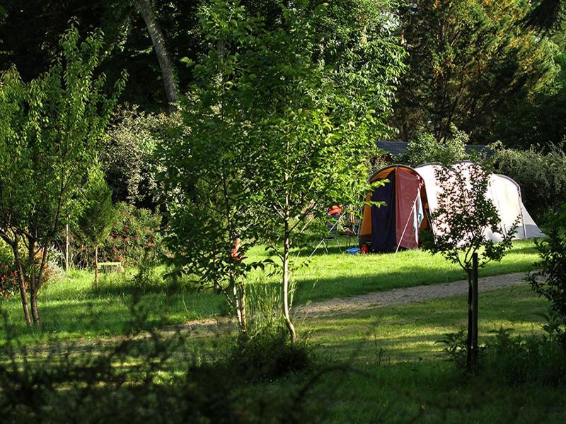 Camping Et Hotel Chateau Du Haget Montesquiou Ngoại thất bức ảnh